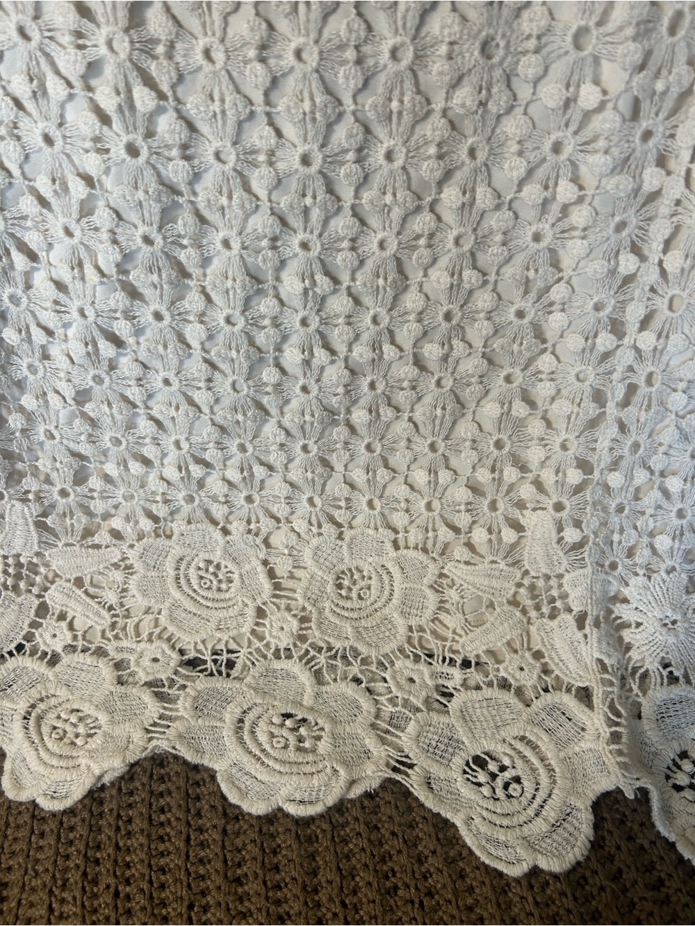 CJ Banks Cream Crochet Lace Tunic Top - Picture 11 of 11